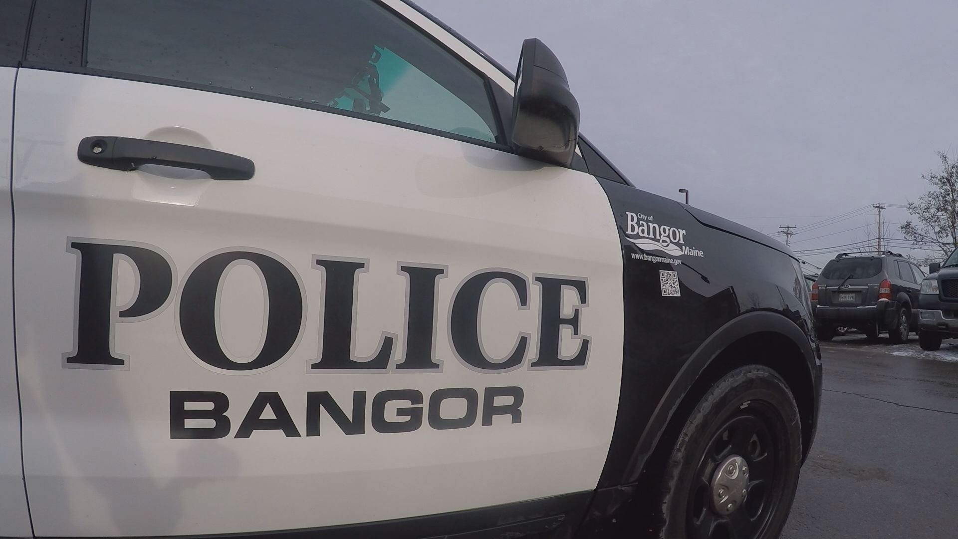 Police Warn Of Man Driving Around Bangor Offering Females To Clean His House For Money 
